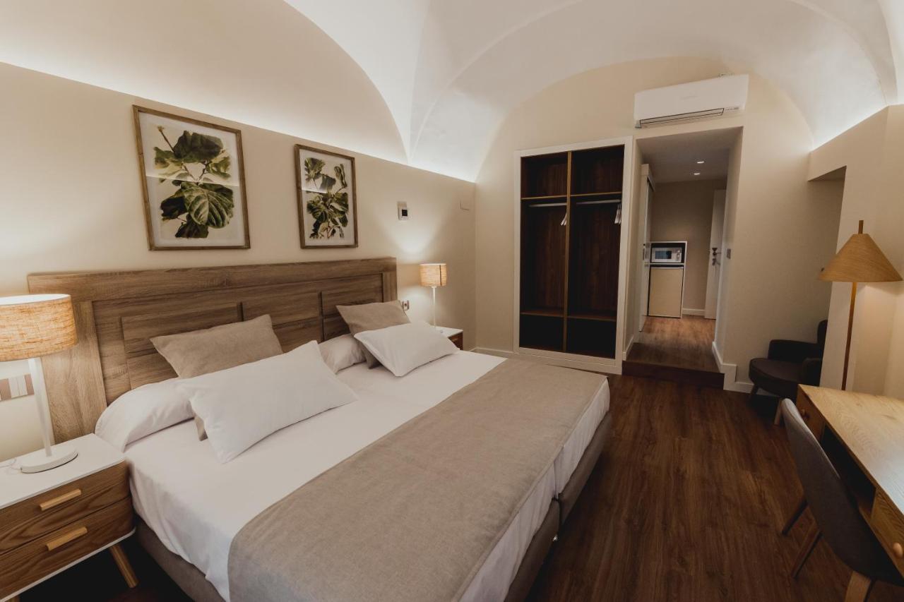 Olivae Hostal Boutique Caceres Ngoại thất bức ảnh